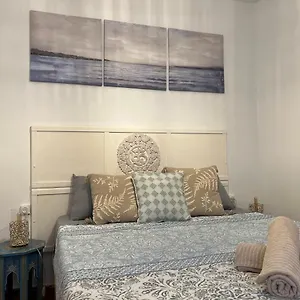 Iyourbasics Lovely Hinestrosa 23 Free Wifi&ac Apartament